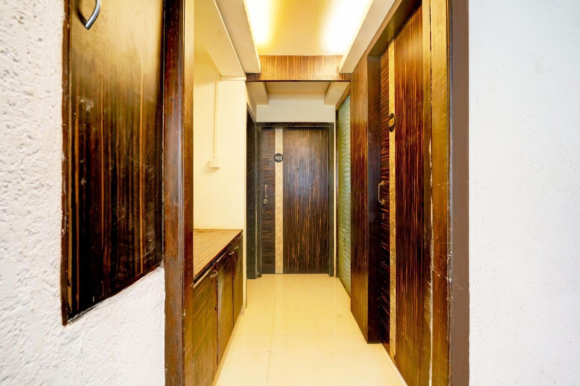 Super Hotel O Seawoods Near Palm Beach Road Formerly Sai Roop Нави Мумбай Екстериор снимка